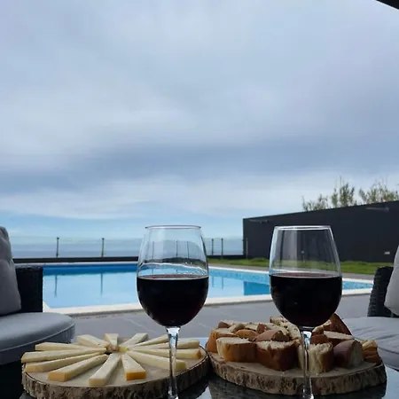 Vivenda Luxuosa * Feteiras