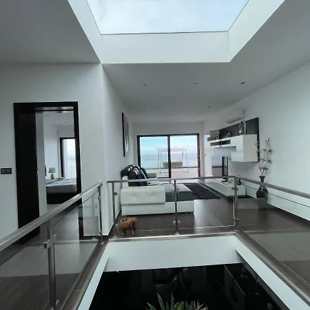 Vivenda Luxuosa * Feteiras