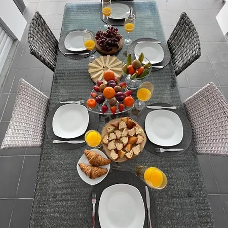 Vivenda Luxuosa Villa *