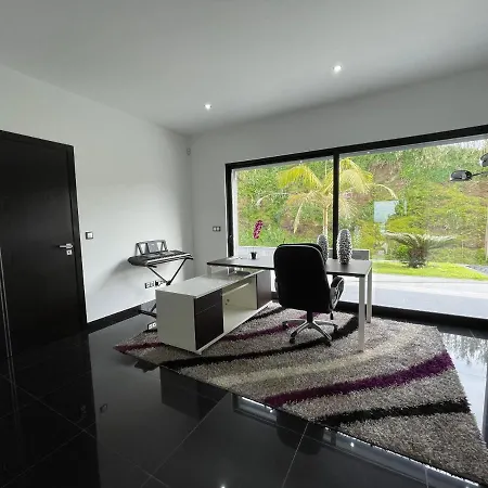 Vivenda Luxuosa Villa *