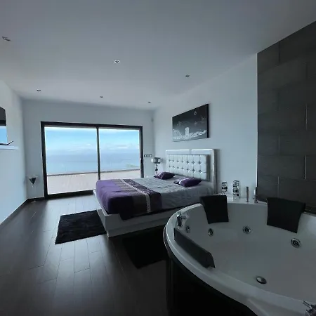 Vivenda Luxuosa Villa *