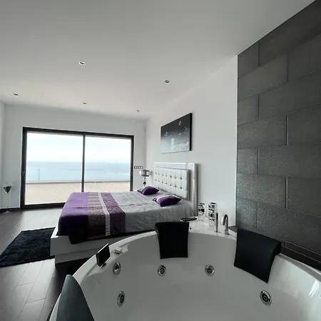 Vivenda Luxuosa Villa