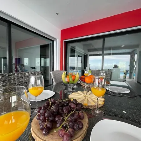 Vivenda Luxuosa Villa