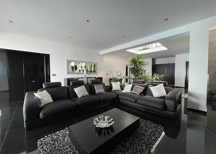 Vivenda Luxuosa Villa *