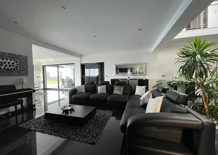 Vivenda Luxuosa Feteiras