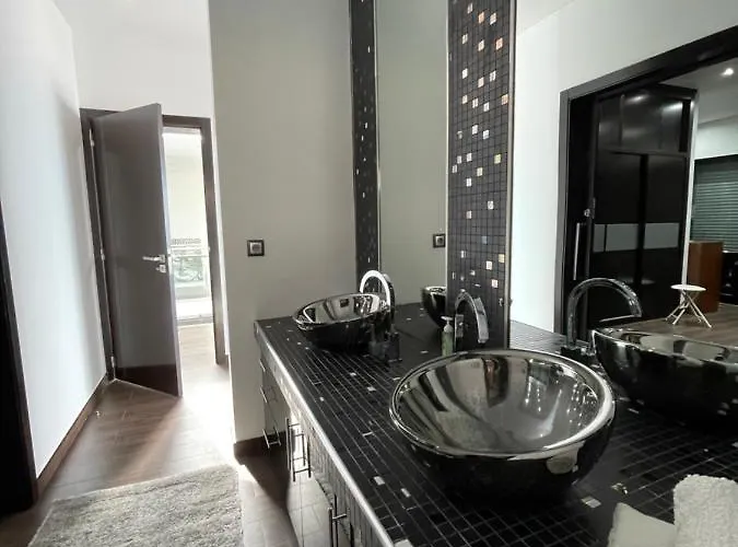 Vivenda Luxuosa Villa